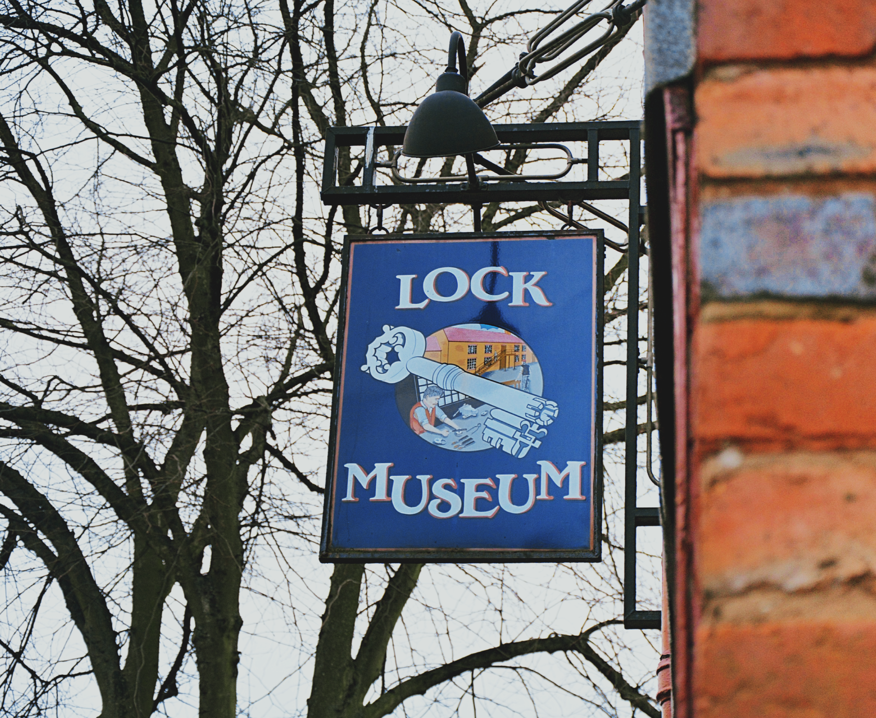 Locksmiths Sign