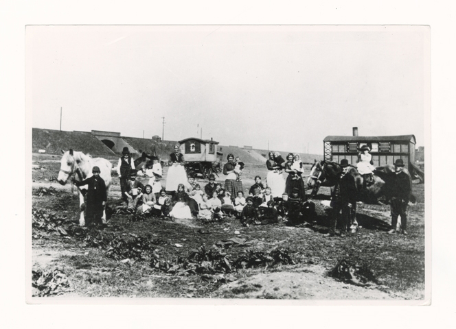 MS 2724 4 113 WK H5 546A Travellers On The Black Patch Bham Library Copy