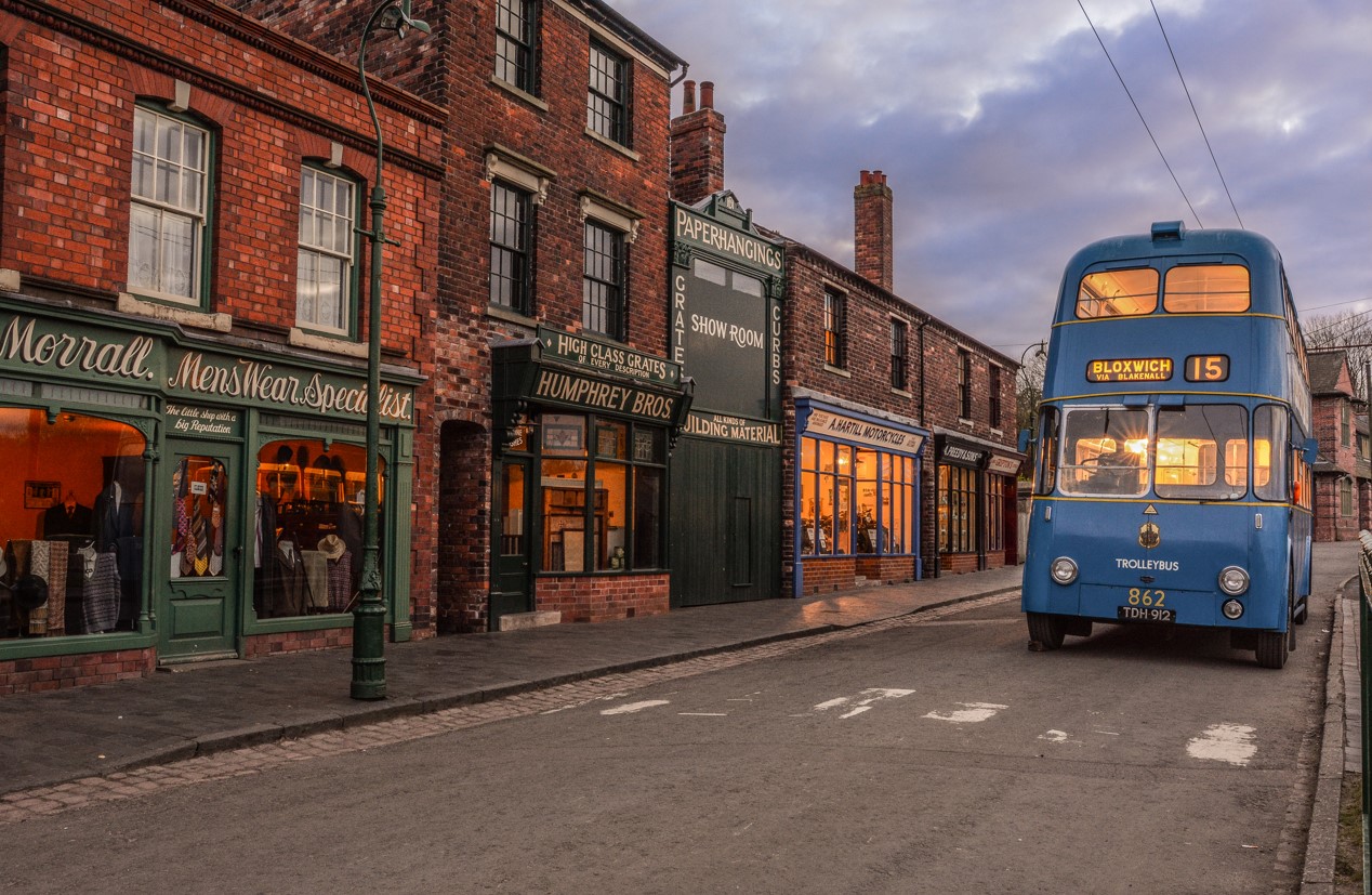 Trolleybus On OBR