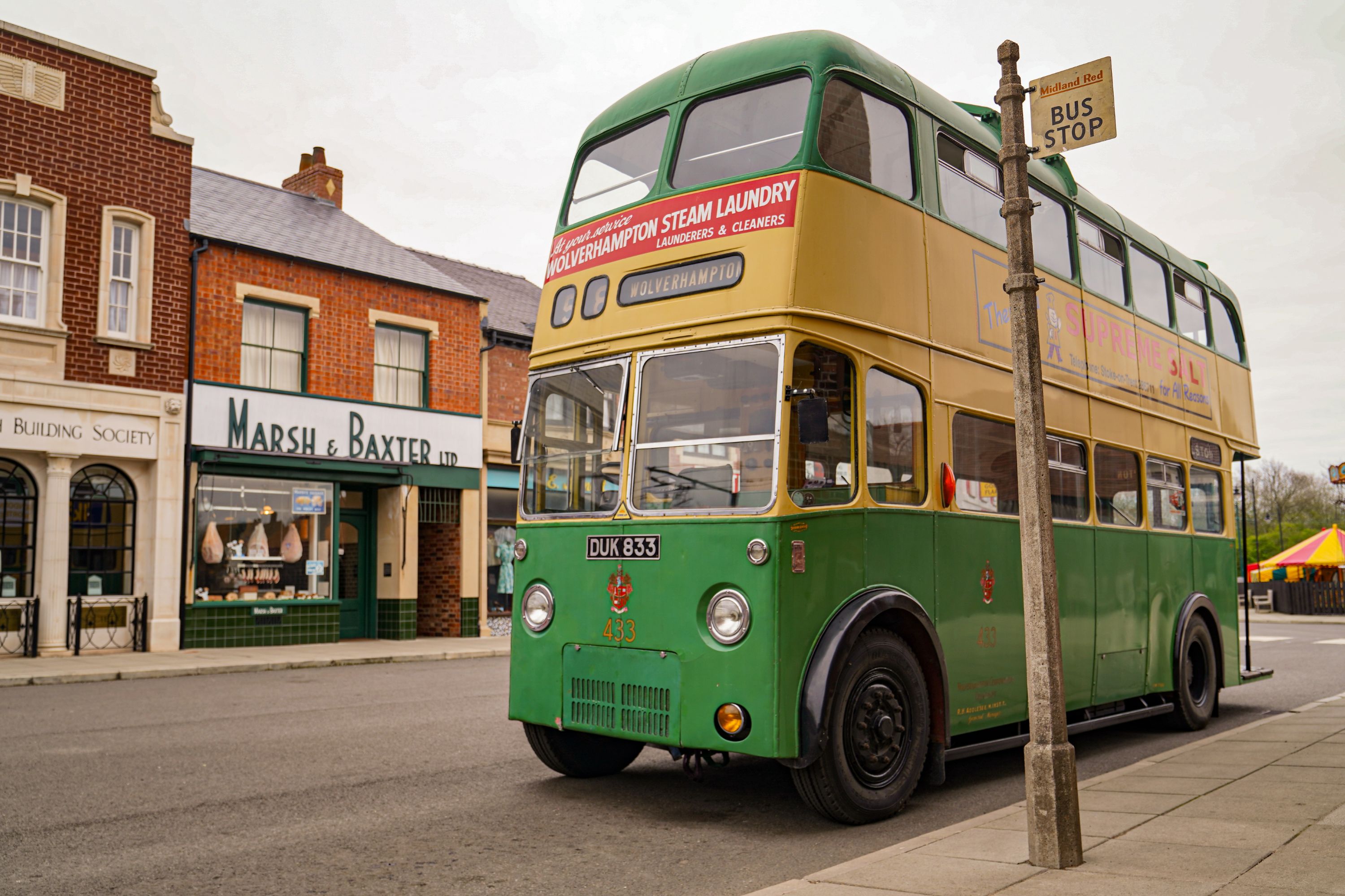 Tolleybus High Street (Std Web Size)