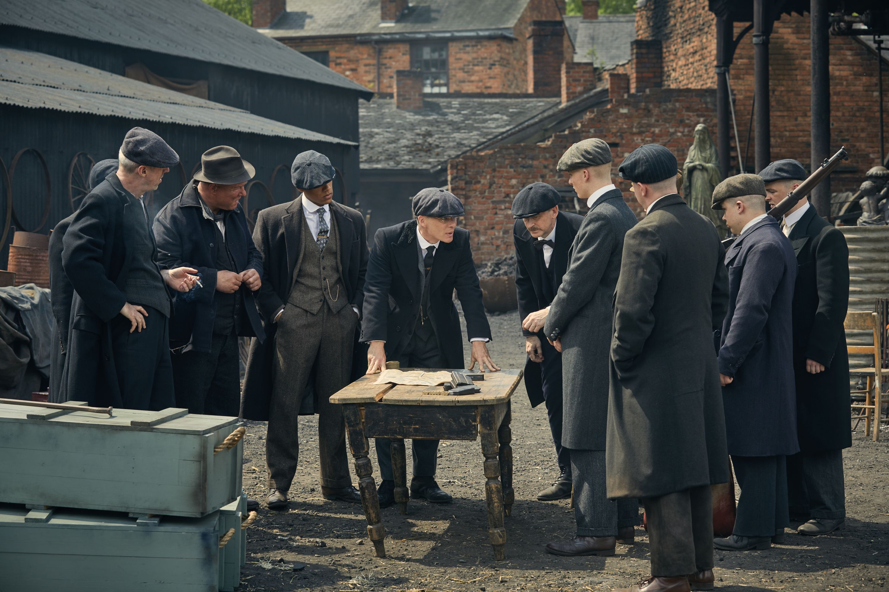 PEAKY BLINDERS UK S04 PHOTO V32 FOR PROMOTIONAL USE ONLY (Standard Web Size)