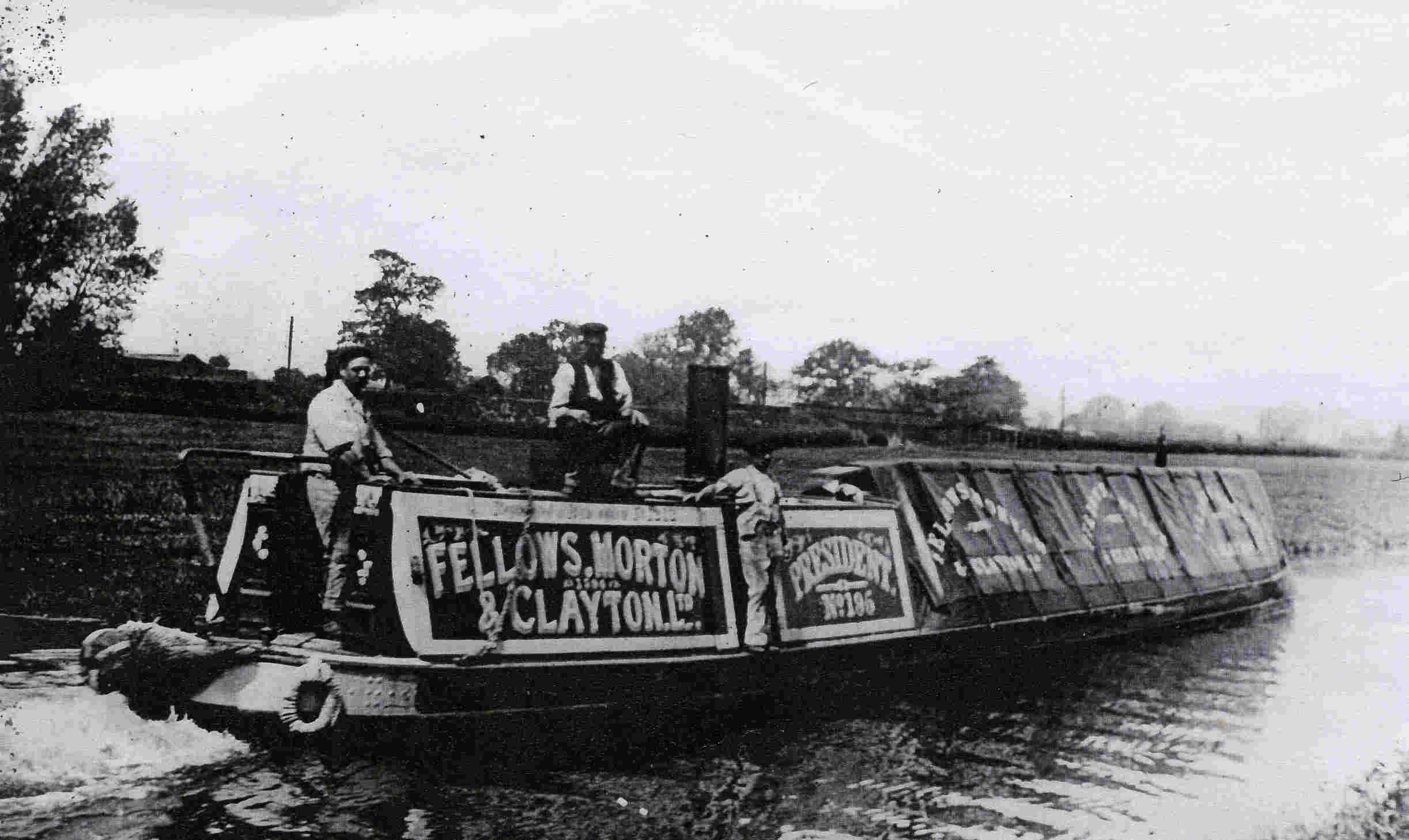President, Steam Narrowboat on the canal at Buckby in 1910