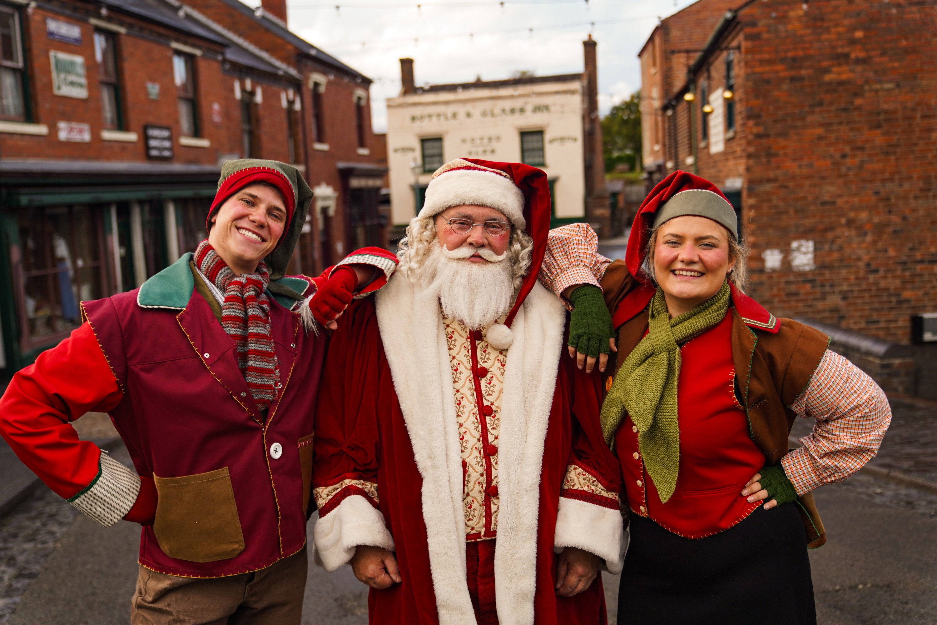 Santa Hunts Elfs Web